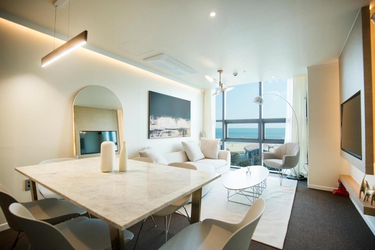 Uh Suite The Haeundae Busan Exterior foto