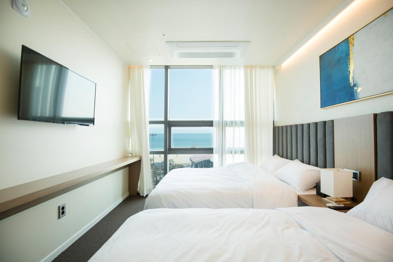 Uh Suite The Haeundae Busan Exterior foto
