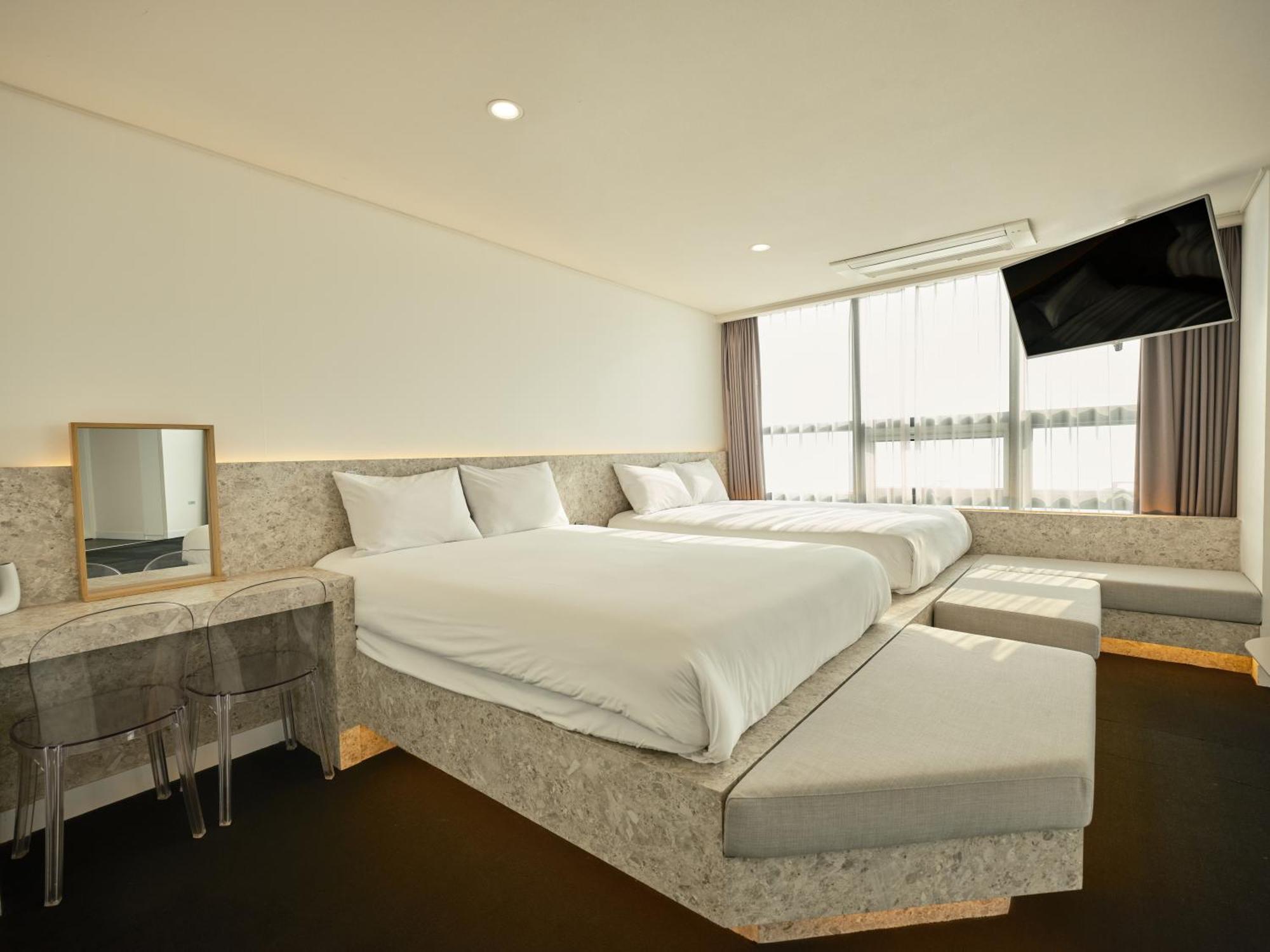 Uh Suite The Haeundae Busan Exterior foto